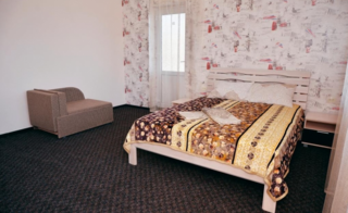 Гостиница Ай-Серез Судак Двухместный номер с 1 кроватью и видом на горы-1